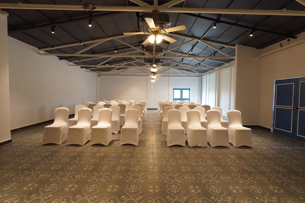 Azzure By Spree Hotel Calangute Εξωτερικό φωτογραφία